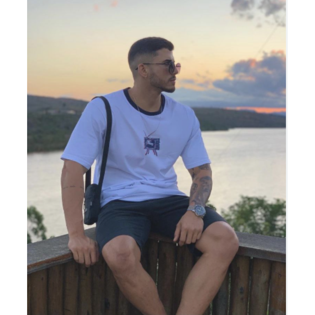 <em>Juan José P.</em>